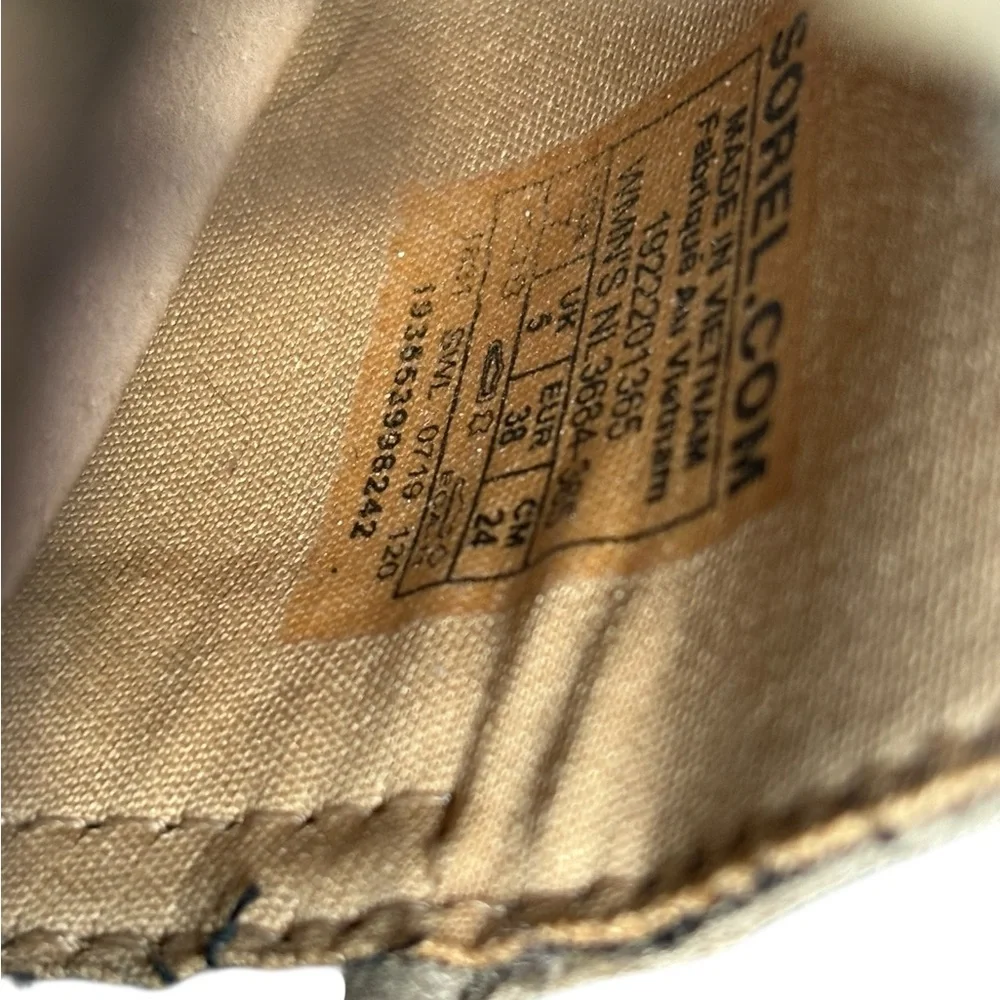 Sorel ella suede